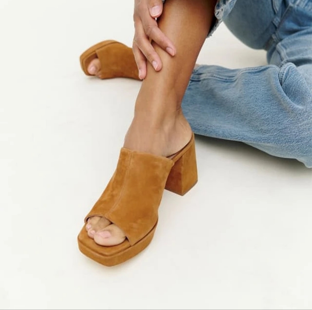 Reformation Mia Platform Honey Suede